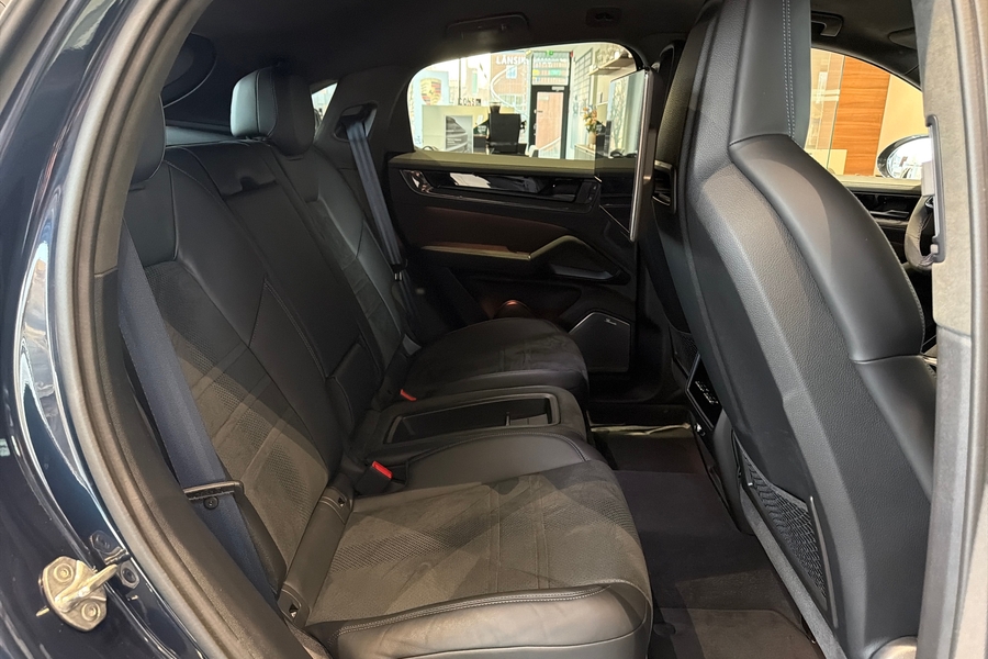 Porsche Cayenne vaihtoauto