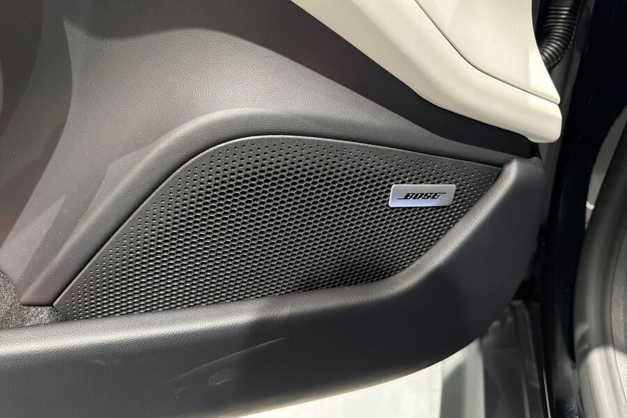 Porsche Taycan vaihtoauto