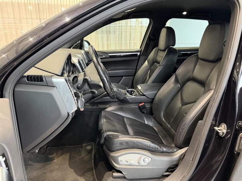 Porsche Cayenne vaihtoauto