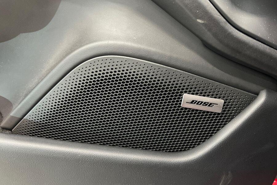 Porsche Taycan vaihtoauto