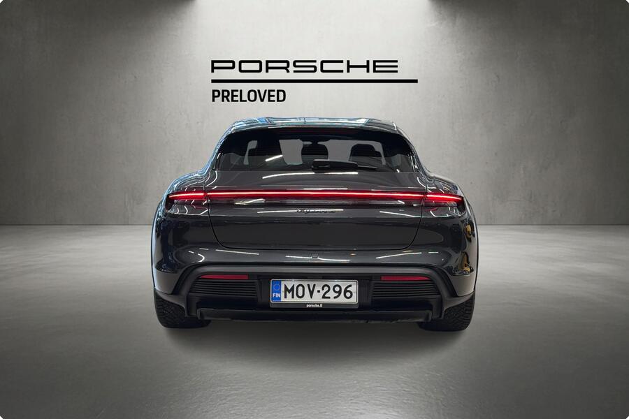 Porsche Taycan vaihtoauto