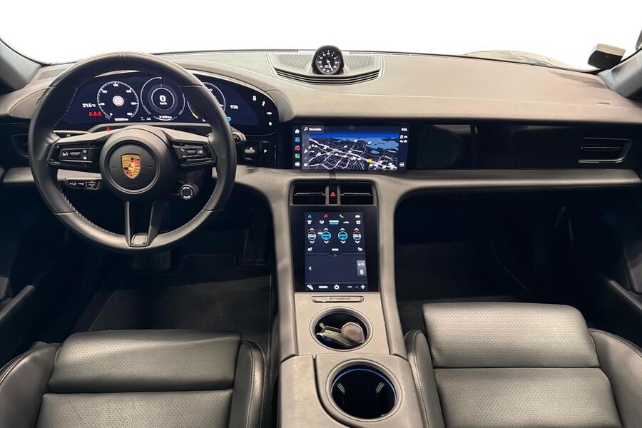 Porsche Taycan vaihtoauto