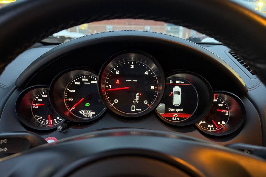 Porsche Cayenne vaihtoauto