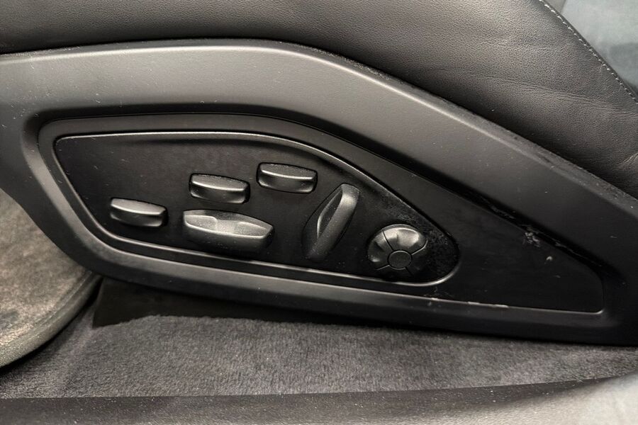 Porsche Taycan vaihtoauto