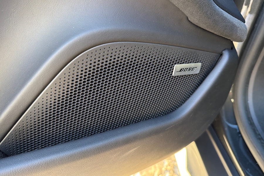 Porsche Taycan vaihtoauto