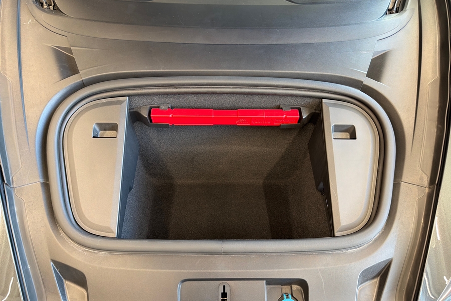 Porsche Taycan vaihtoauto