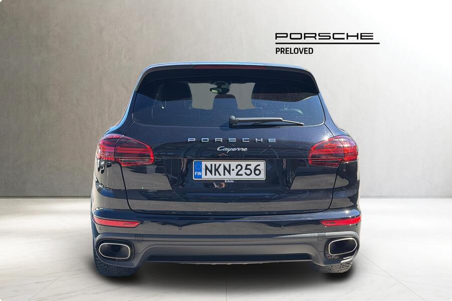Porsche Cayenne vaihtoauto