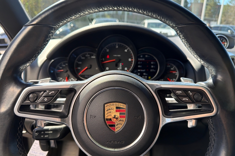 Porsche Cayenne vaihtoauto