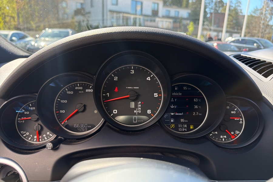 Porsche Cayenne vaihtoauto