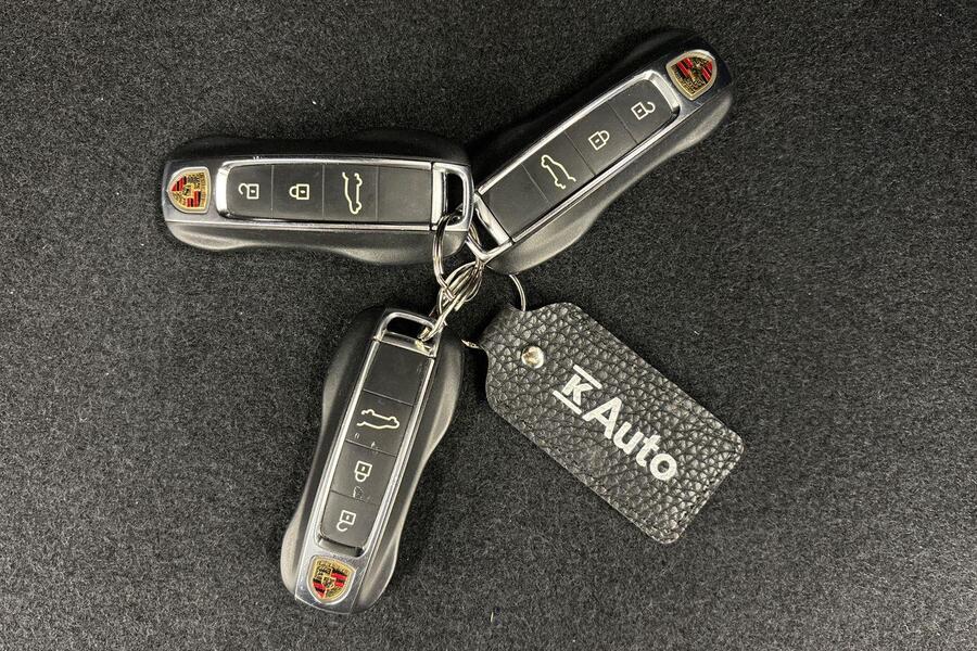 Porsche Cayenne vaihtoauto