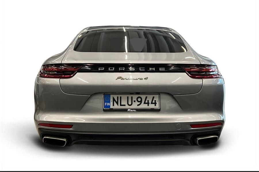 Porsche Panamera vaihtoauto