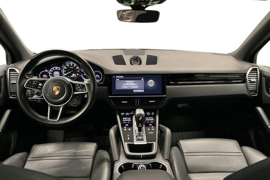 Porsche Cayenne vaihtoauto