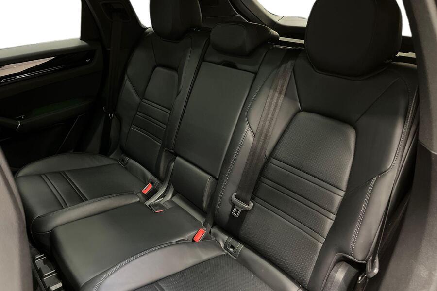 Porsche Cayenne vaihtoauto