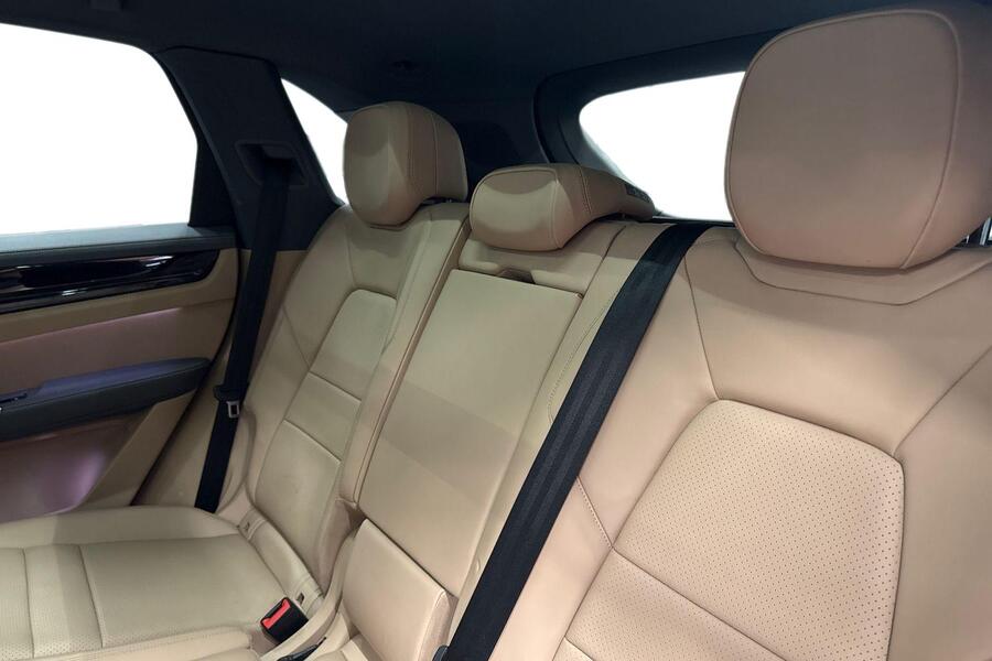 Porsche Cayenne vaihtoauto