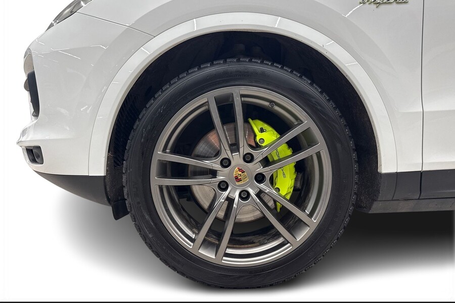 Porsche Cayenne vaihtoauto