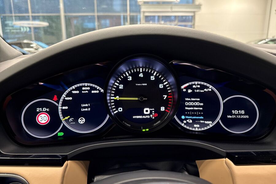 Porsche Cayenne vaihtoauto