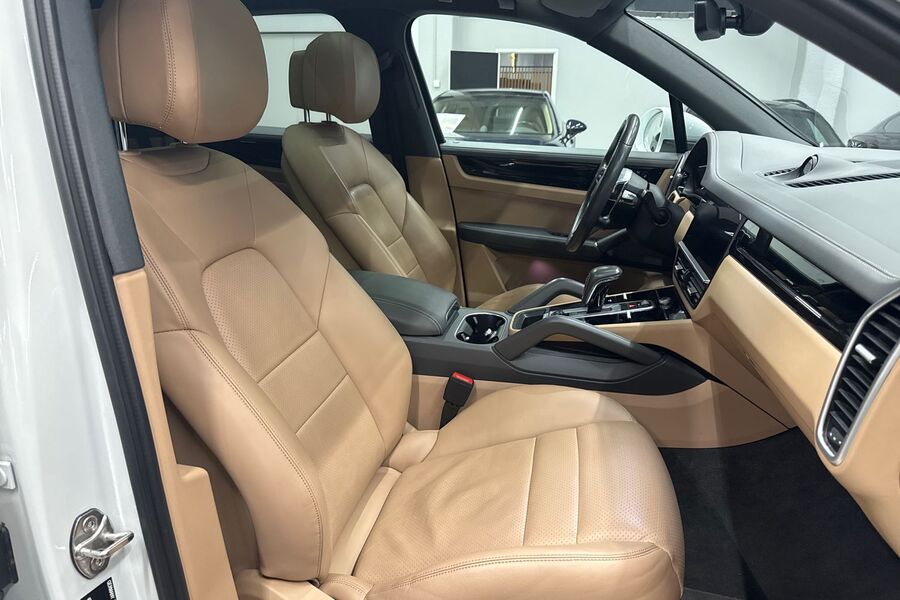 Porsche Cayenne vaihtoauto