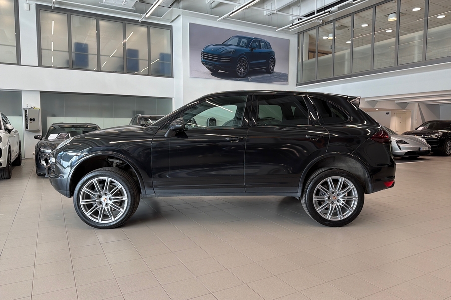 Porsche Cayenne vaihtoauto