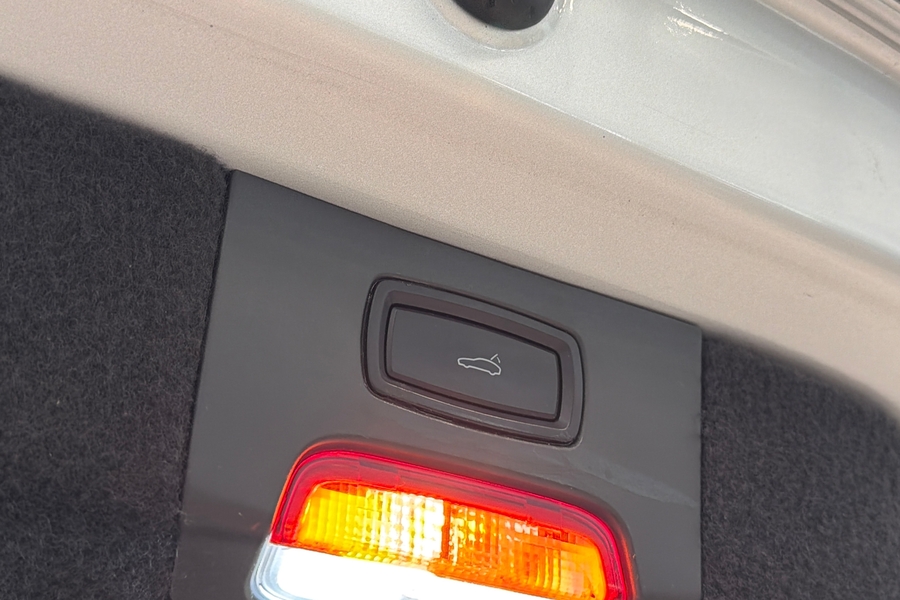 Porsche Cayenne vaihtoauto