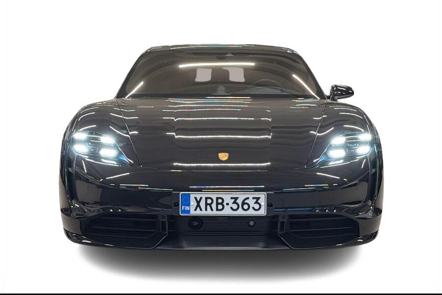 Porsche Taycan vaihtoauto