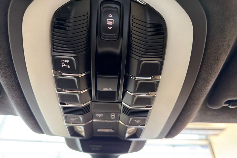 Porsche Macan vaihtoauto