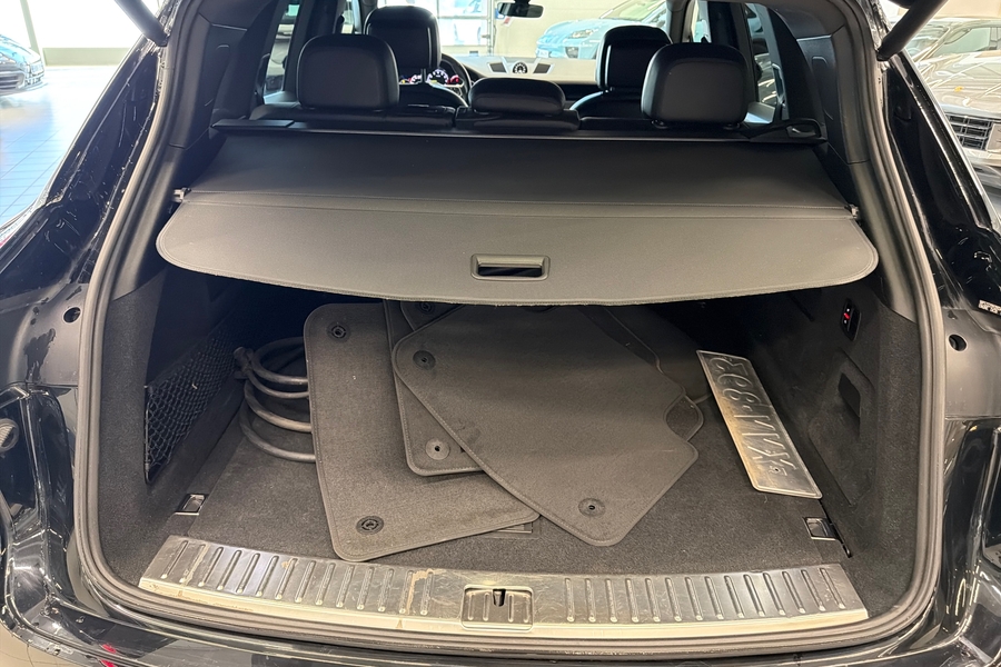 Porsche Cayenne vaihtoauto