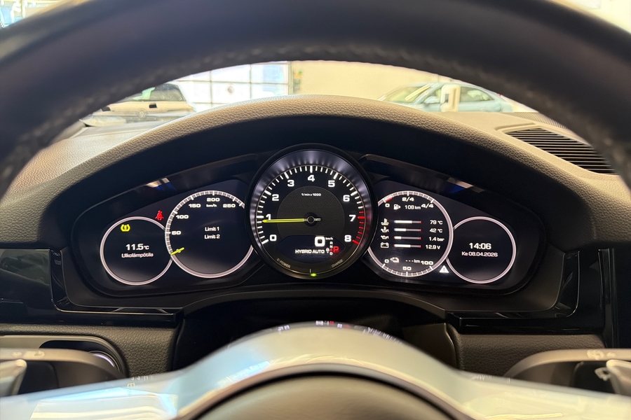 Porsche Cayenne vaihtoauto