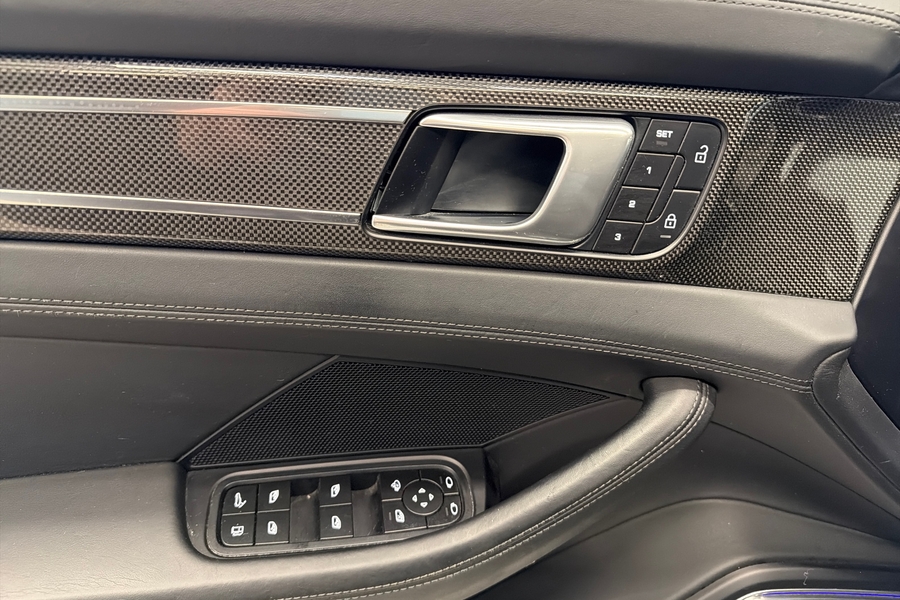 Porsche Panamera vaihtoauto