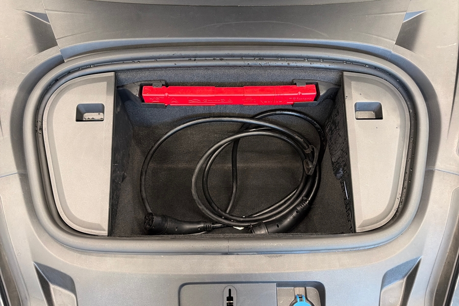 Porsche Taycan vaihtoauto