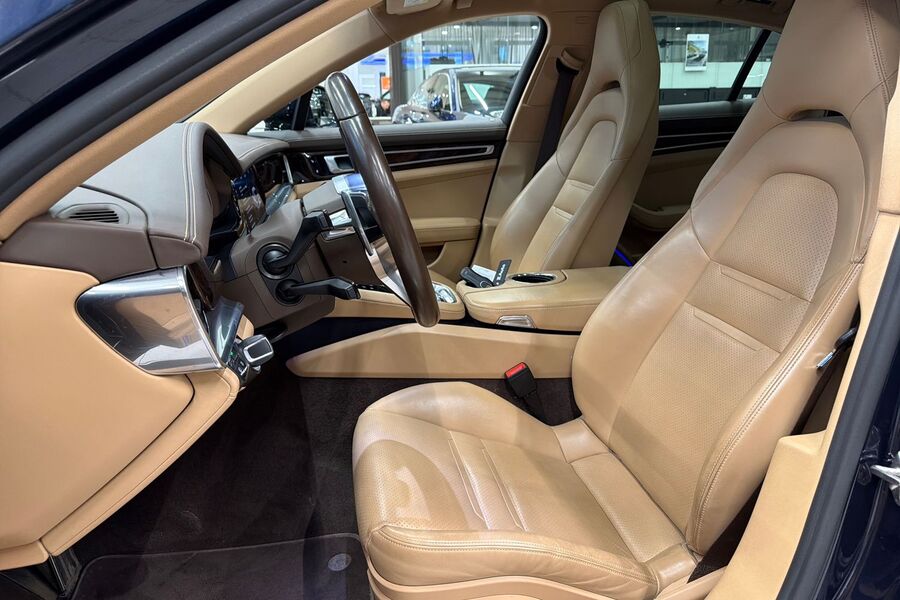 Porsche Panamera vaihtoauto