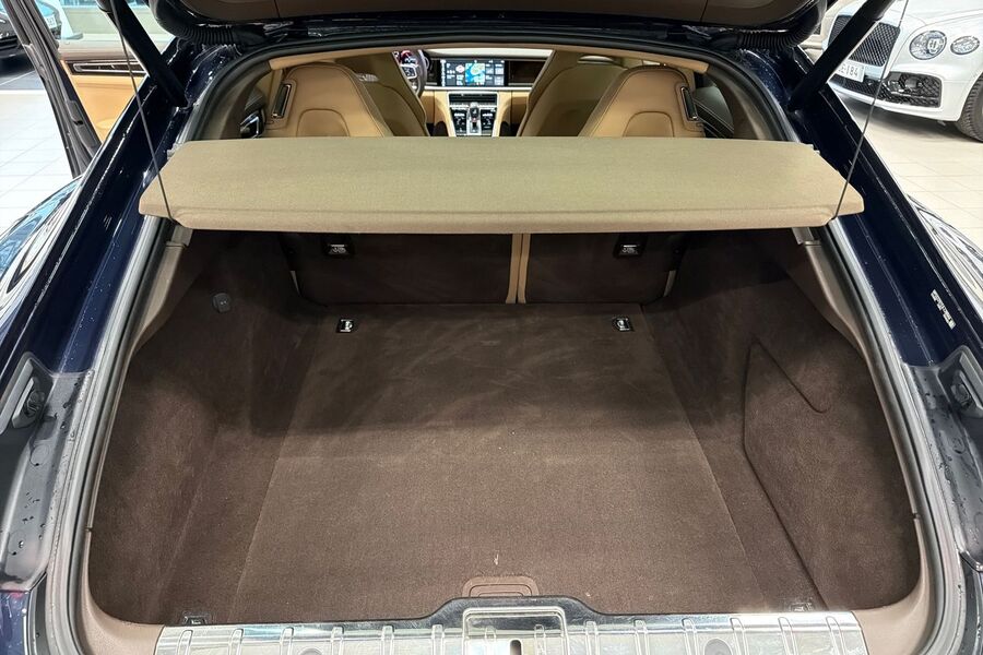 Porsche Panamera vaihtoauto