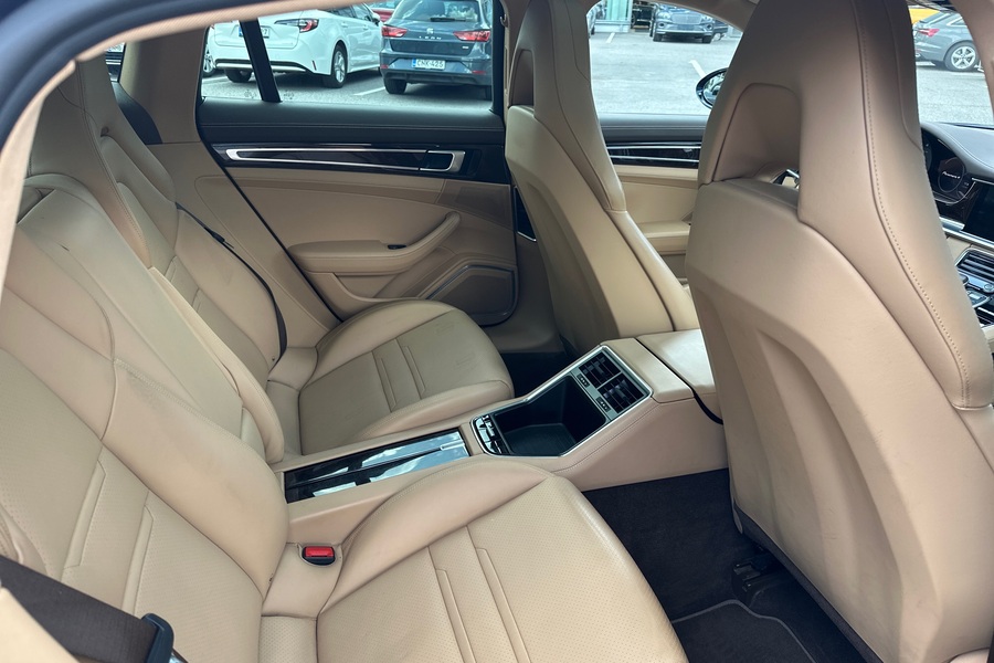 Porsche Panamera vaihtoauto