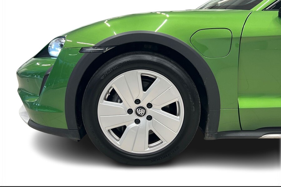 Porsche Taycan vaihtoauto