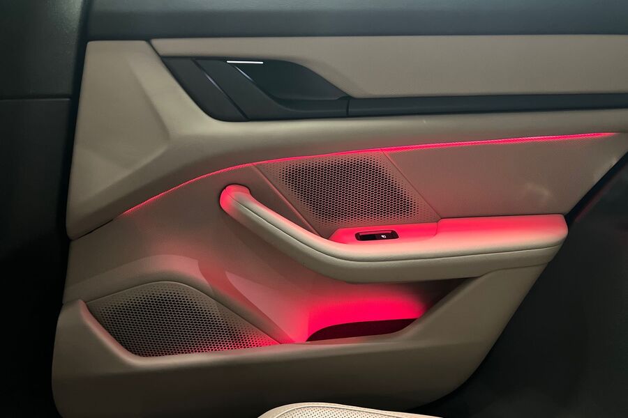 Porsche Taycan vaihtoauto