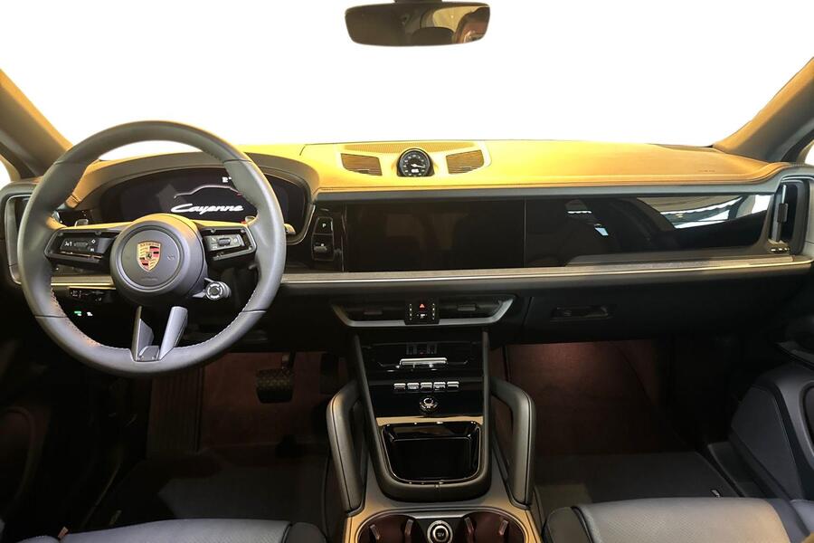 Porsche Cayenne vaihtoauto