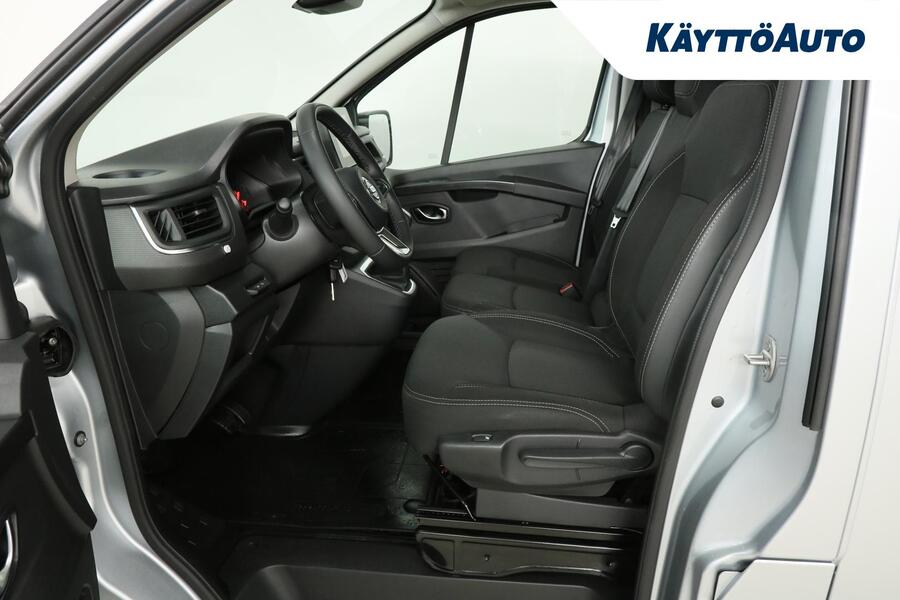 Nissan Primastar vaihtoauto