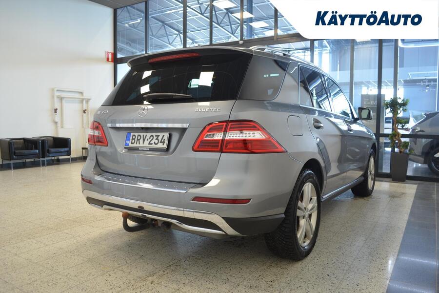 Mercedes-Benz ML vaihtoauto