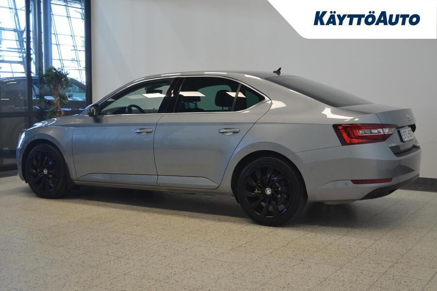 Skoda Superb vaihtoauto