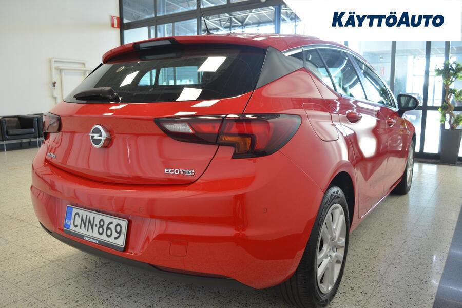 Opel Astra vaihtoauto