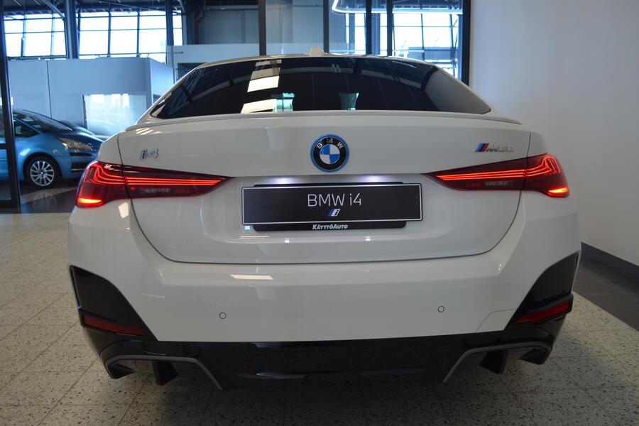 BMW i4 vaihtoauto