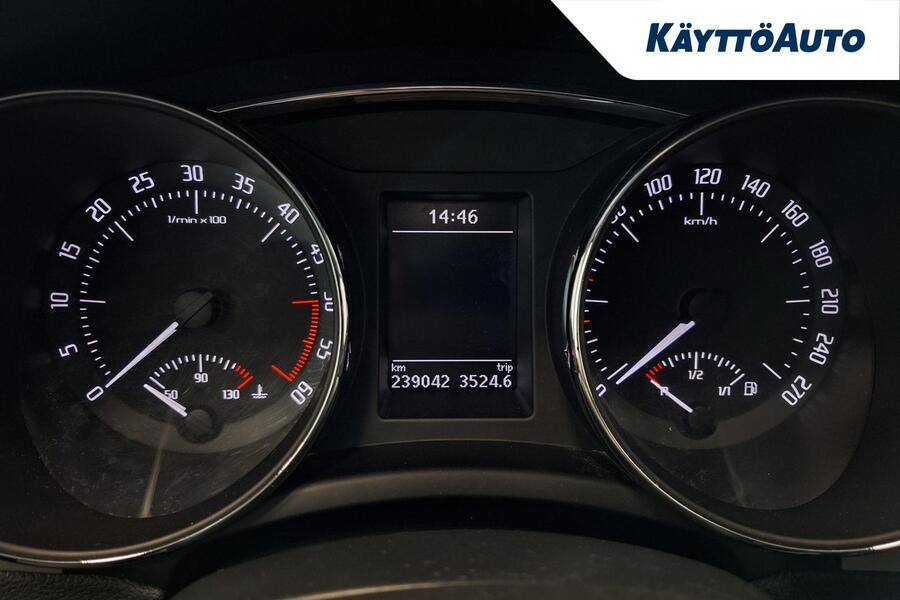 Skoda Superb vaihtoauto