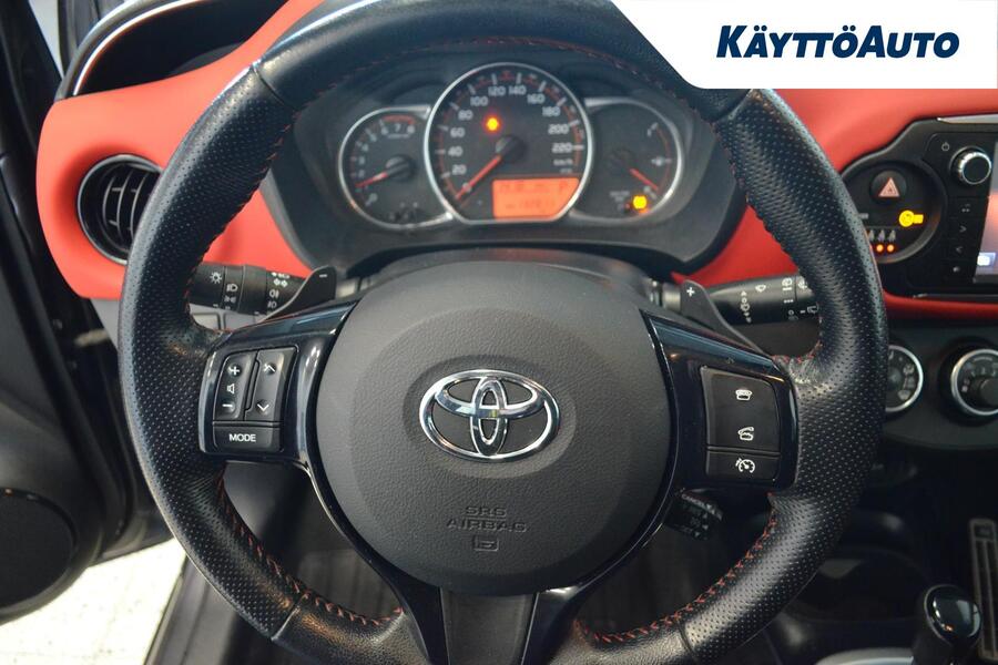 Toyota Yaris vaihtoauto