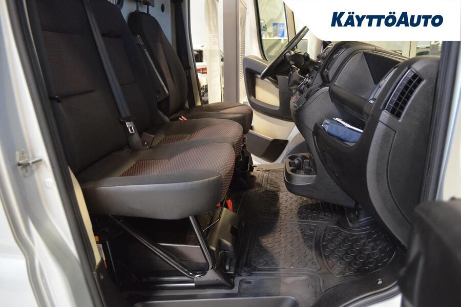 Peugeot Boxer vaihtoauto