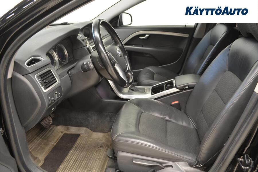 Volvo V70 vaihtoauto