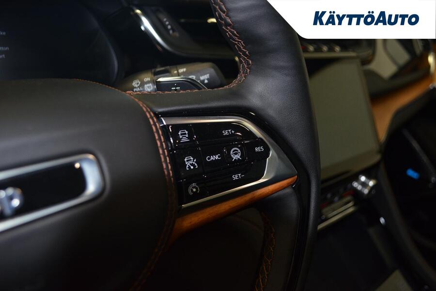 Jeep Grand Cherokee vaihtoauto