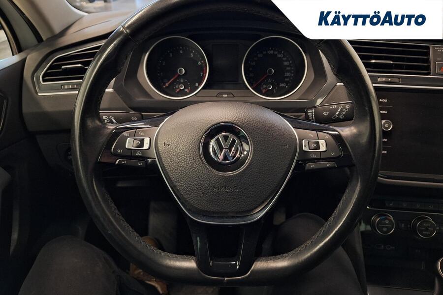 Volkswagen Tiguan vaihtoauto