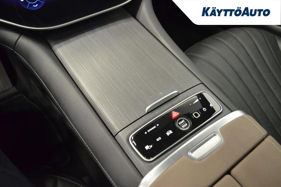 Mercedes-Benz EQS vaihtoauto