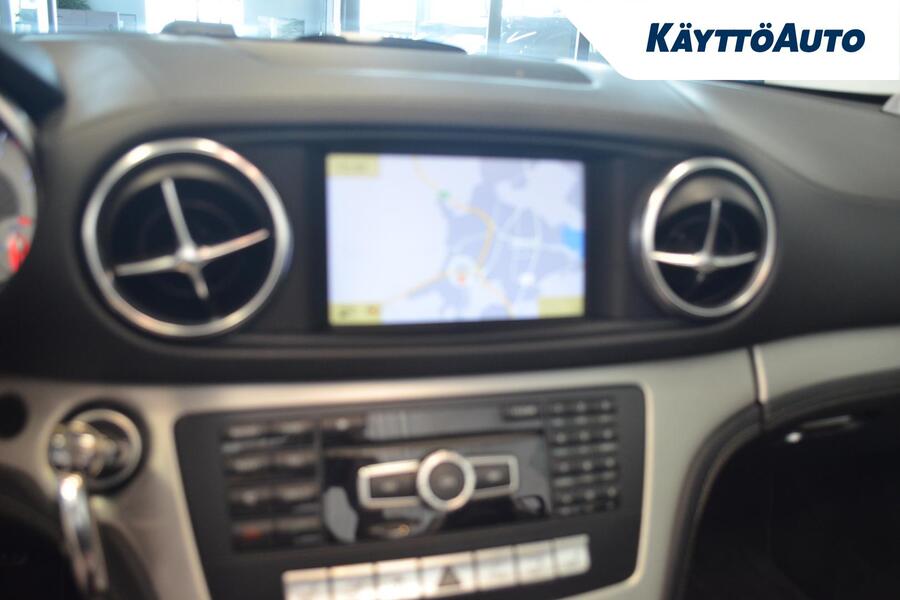 Mercedes-Benz SL vaihtoauto