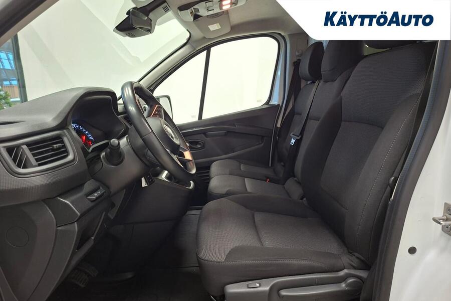 Nissan Primastar vaihtoauto