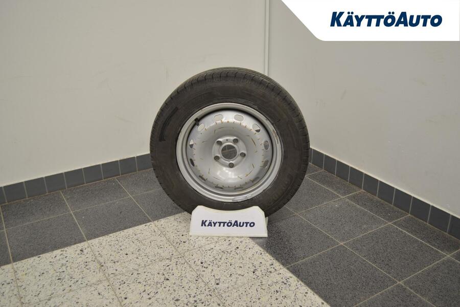 Nissan Primastar vaihtoauto